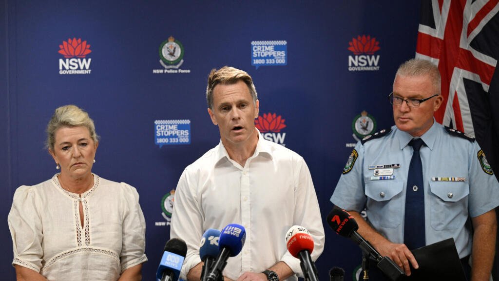 Australia Unveils Gun Buyback Program Following Bondi Beach Incident