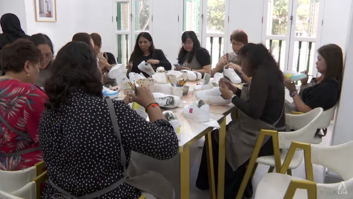 From spa experiences to art classes, an increasing number of shoppers are opting for experiential gifts this Christmas.