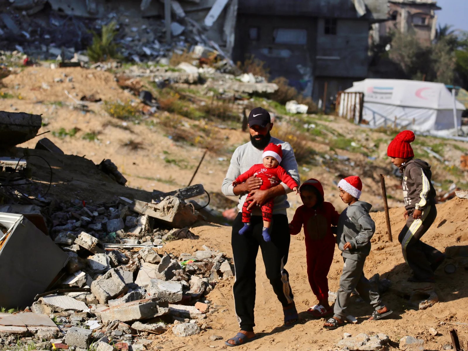 Israeli Forces Conduct Raids in West Bank, Resulting in Palestinian Death in Gaza