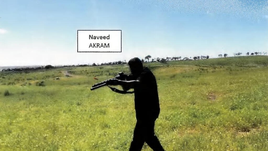 Police report that Bondi Beach shooting suspects underwent 'tactical' training in rural Australia.