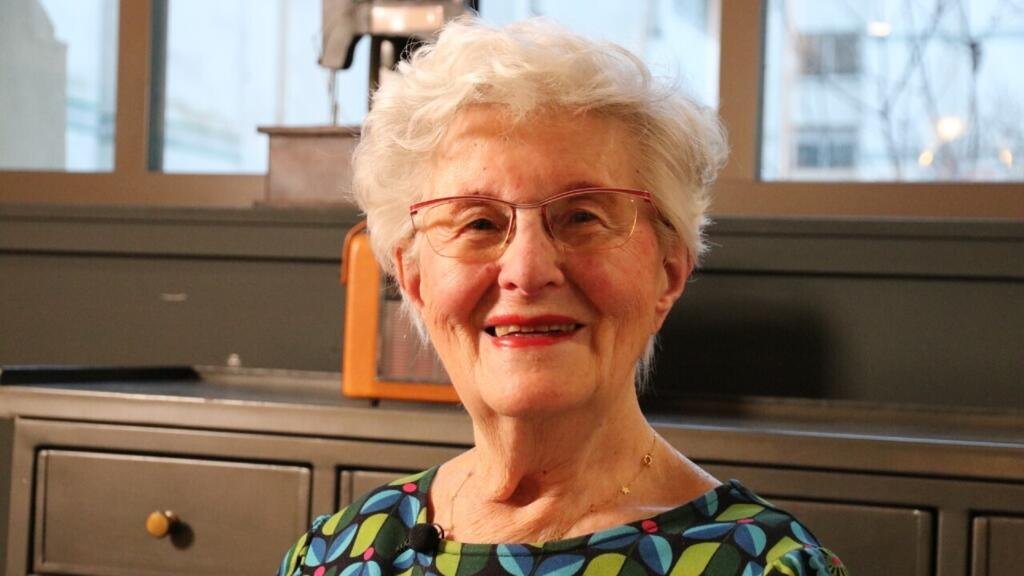 93-Year-Old Holocaust Survivor Shares Her Story of 'Messengers of Peace'