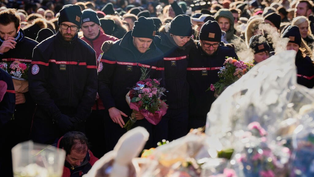 Crans-Montana Honors Fire Victims and Acknowledges Heroes in Emergency Services