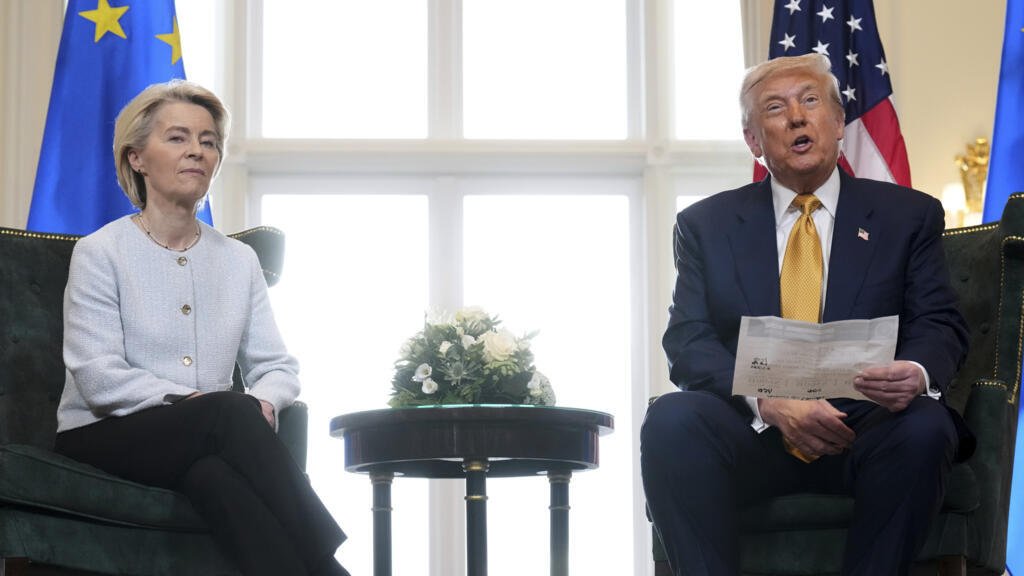 EU Legislators Block US Trade Agreement in Reaction to Trump's Greenland Plans