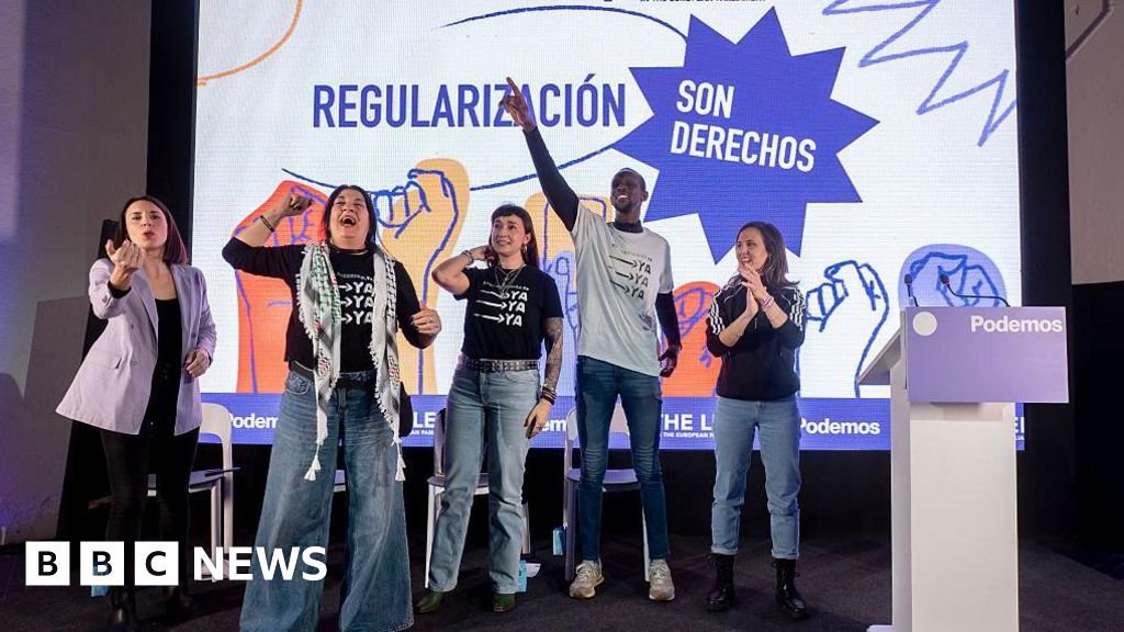 Spain to Grant Legal Status to 500,000 Undocumented Migrants