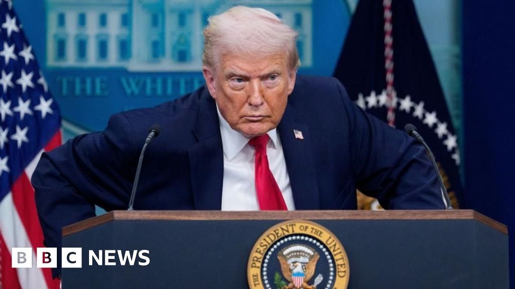 Trump Stands Firm on Greenland, Declaring 'There's No Turning Back'