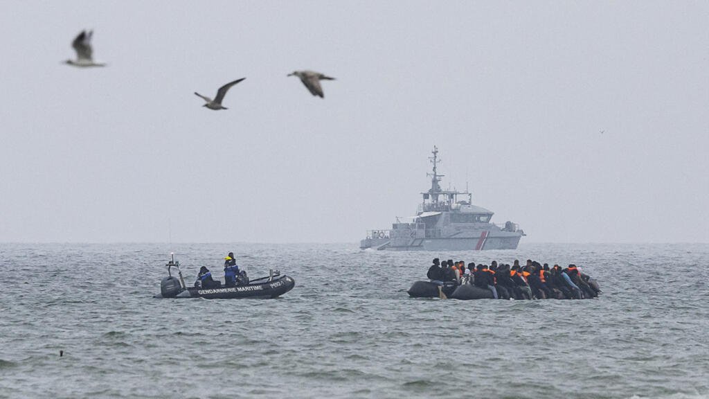 UK Reports Surge in Small Boat Migrant Arrivals as 2025 Nears Record Highs