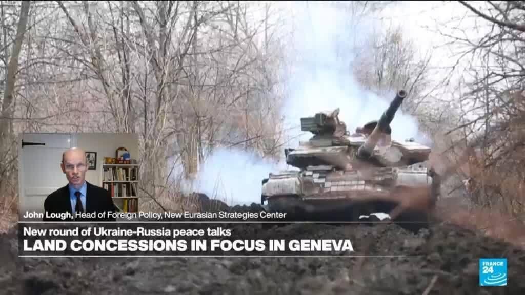 Analyst Suggests Russia and Ukraine Are 'Performing' for President Trump