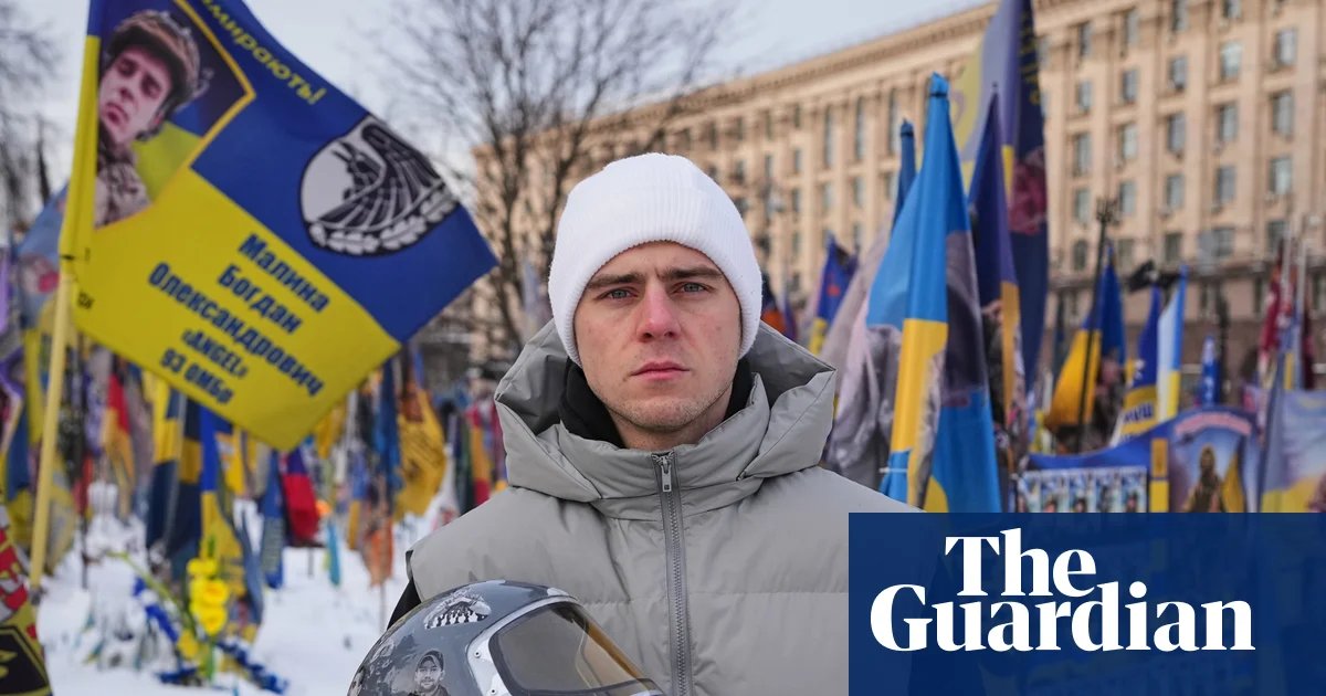 Banned Ukrainian Athlete Aims for Glory with a Helmet of Remembrance