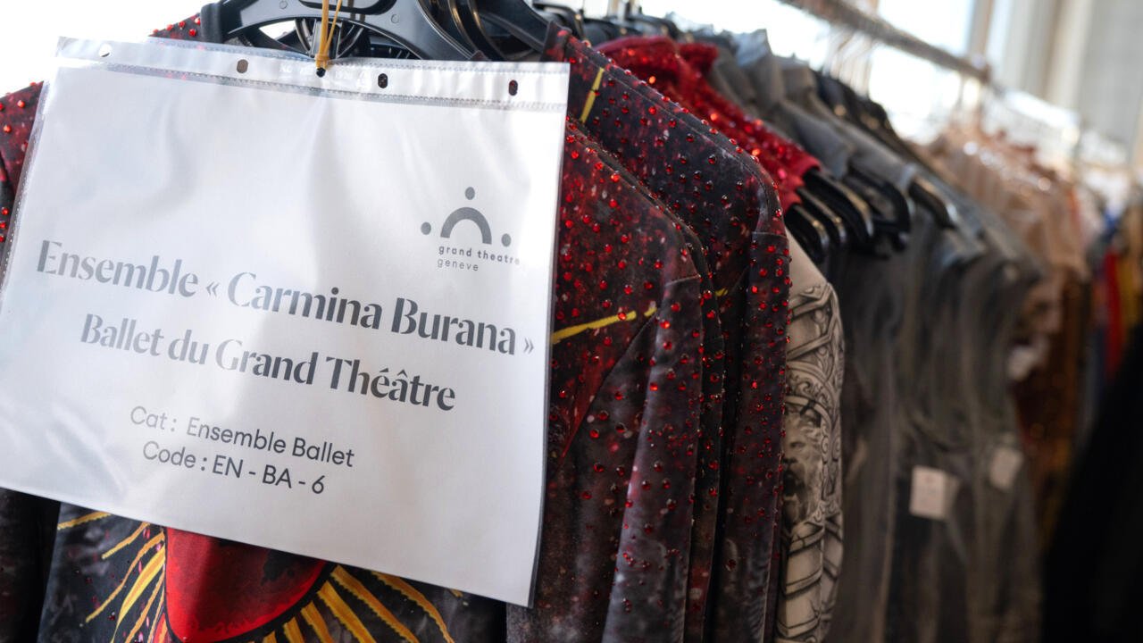 Grand Theatre of Geneva to Auction Thousands of Opera Costumes