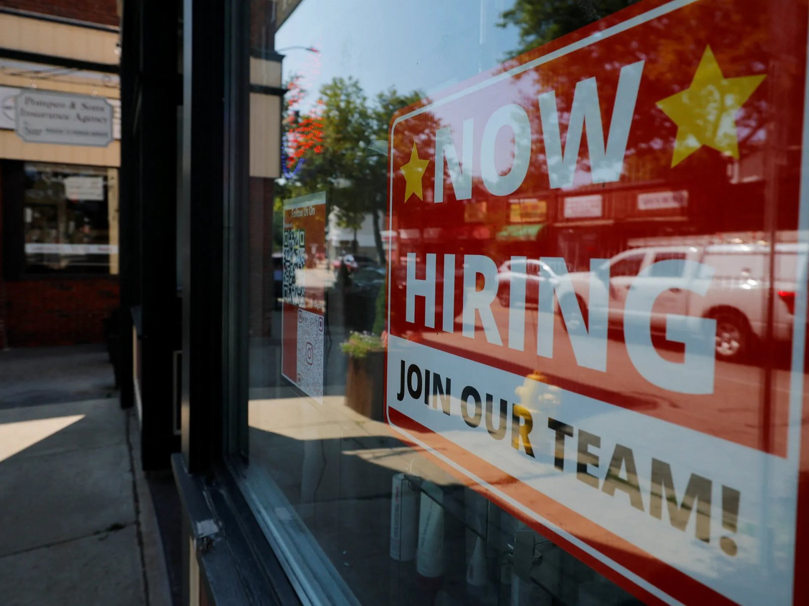 Navigating Hard Times: Understanding the Underemployment Crisis in the US