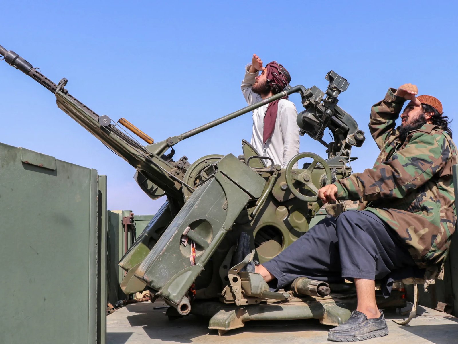 Pakistan-Afghanistan Live Updates: Urgent Calls for Dialogue as Border Clashes Escalate