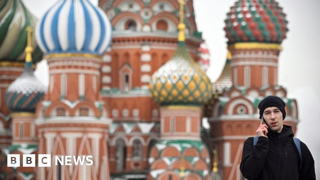Russia Implements Restrictions on WhatsApp in Messaging App Crackdown