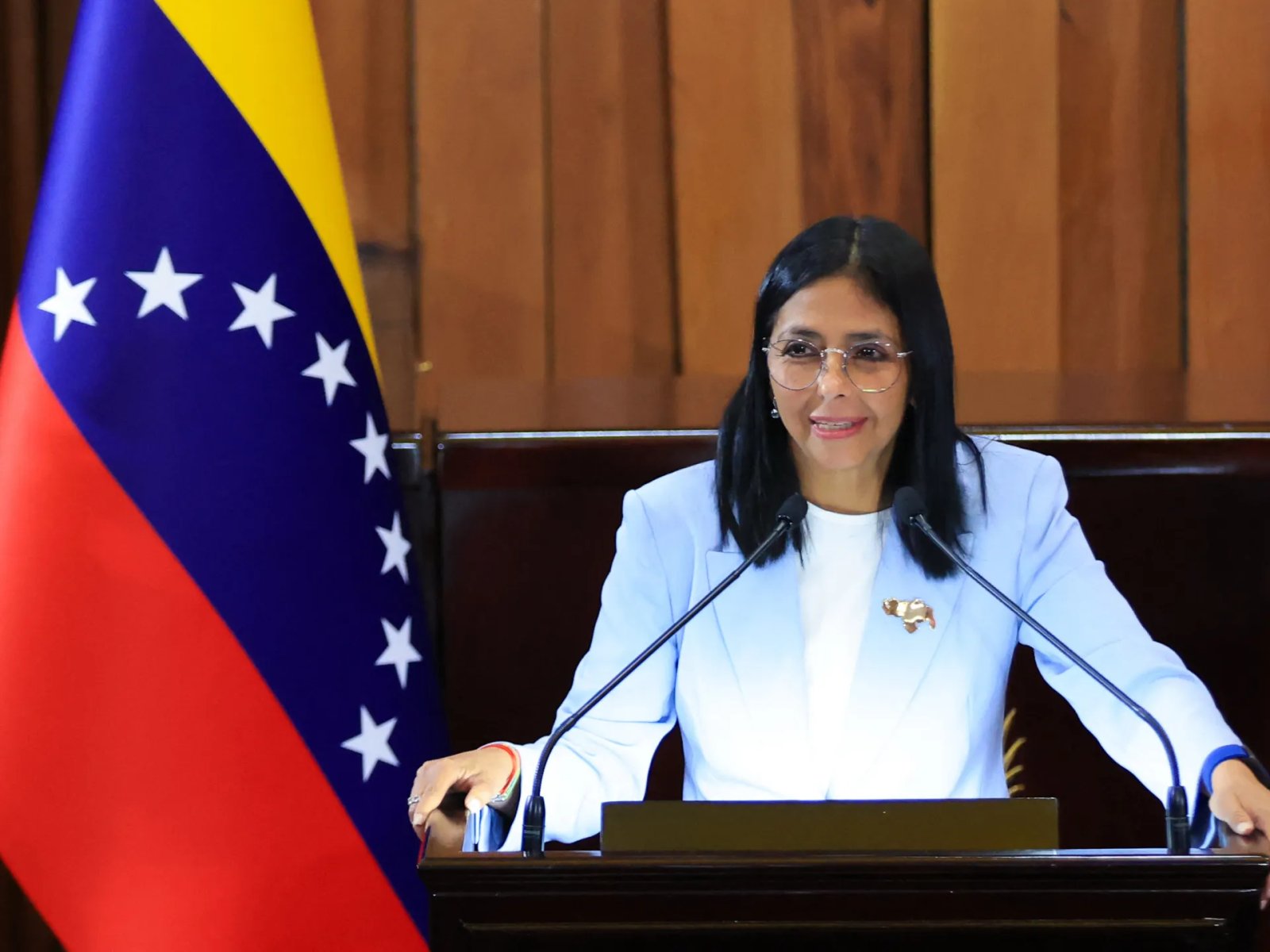Venezuela’s Interim Government: Navigating Oil and US Oversight for Survival