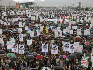 Are the Houthis poised to align with Iran in conflict against Israel and the US?