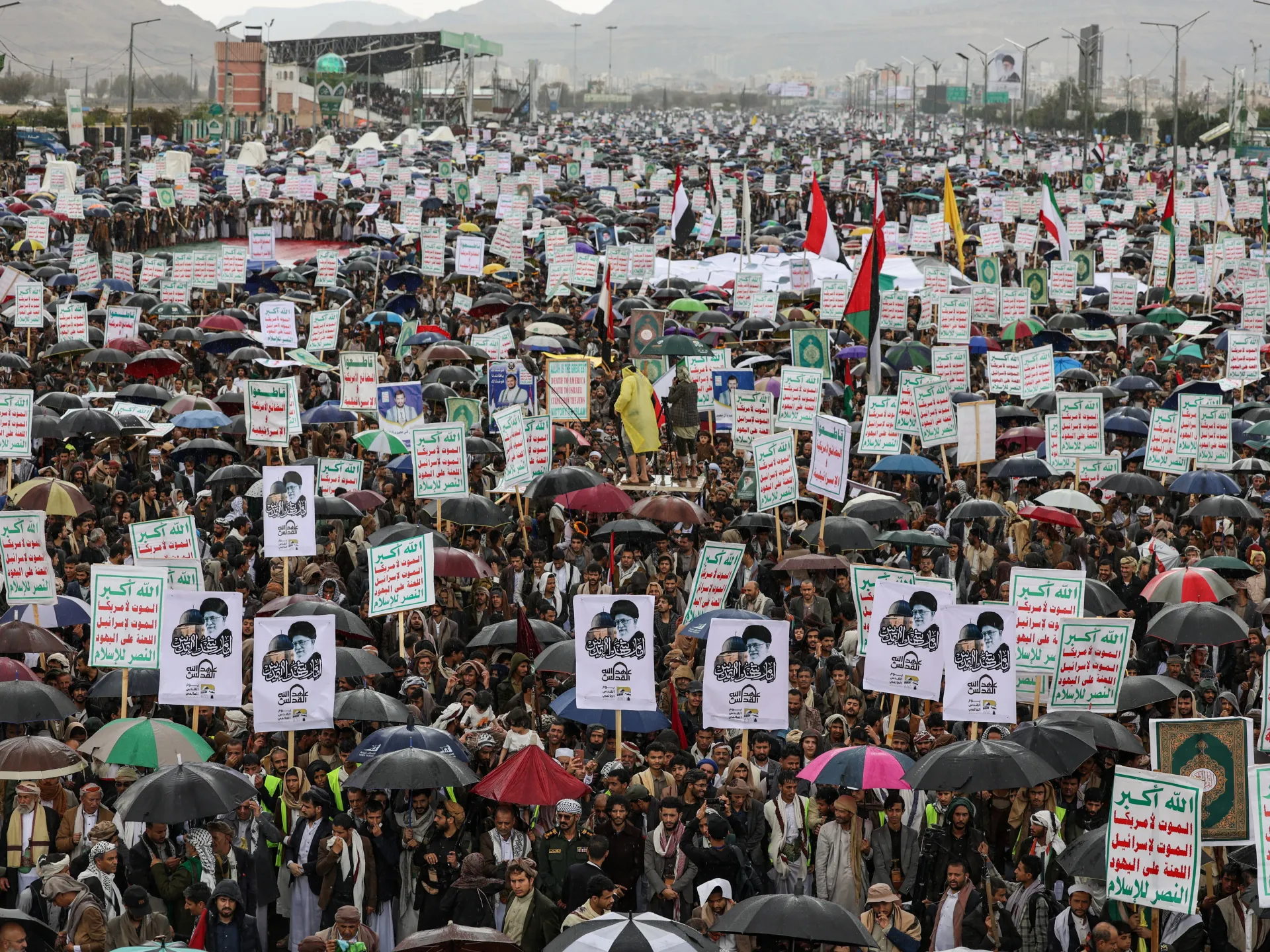 Are the Houthis poised to align with Iran in conflict against Israel and the US?