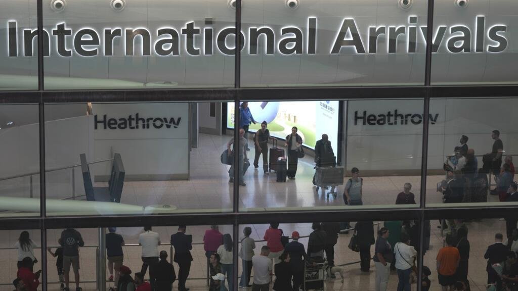 Britain Suspends Student Visas for Afghanistan, Cameroon, Myanmar, and Sudan