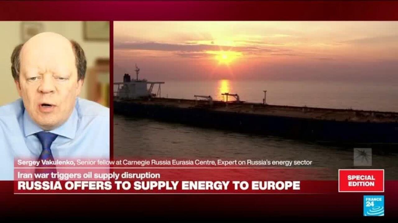 Expert Claims Oil Shortage, Not Sanction Lifts, Will Drive Russia's Energy Exports