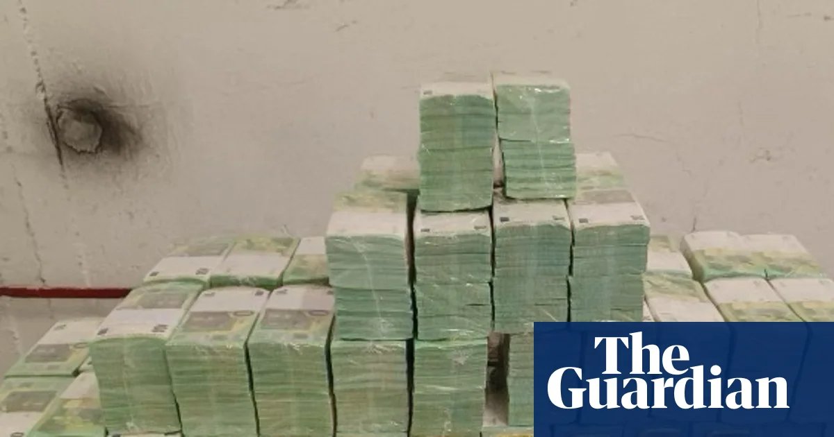 Hungarian Authorities Allegedly Administered Forced Injections to Ukrainians After Bank Vehicle Raids