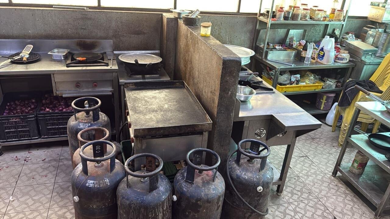 ‘We’ve Reduced Our Menu’: Restaurant Industry in India Faces Cooking Gas Shortage Due to Iran Conflict