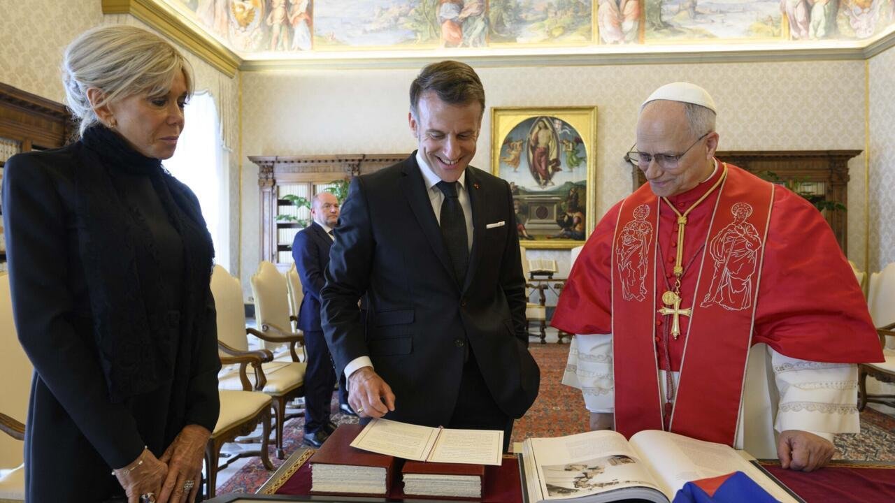Macron and Pope Leo Discuss Peace and Unity, Balancing Talks on War and Basketball in the Middle East