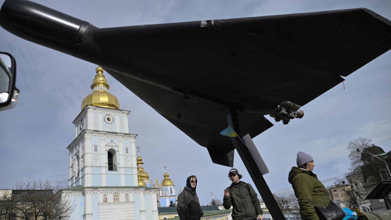Russia and Ukraine Prepare for Orthodox Easter Ceasefire