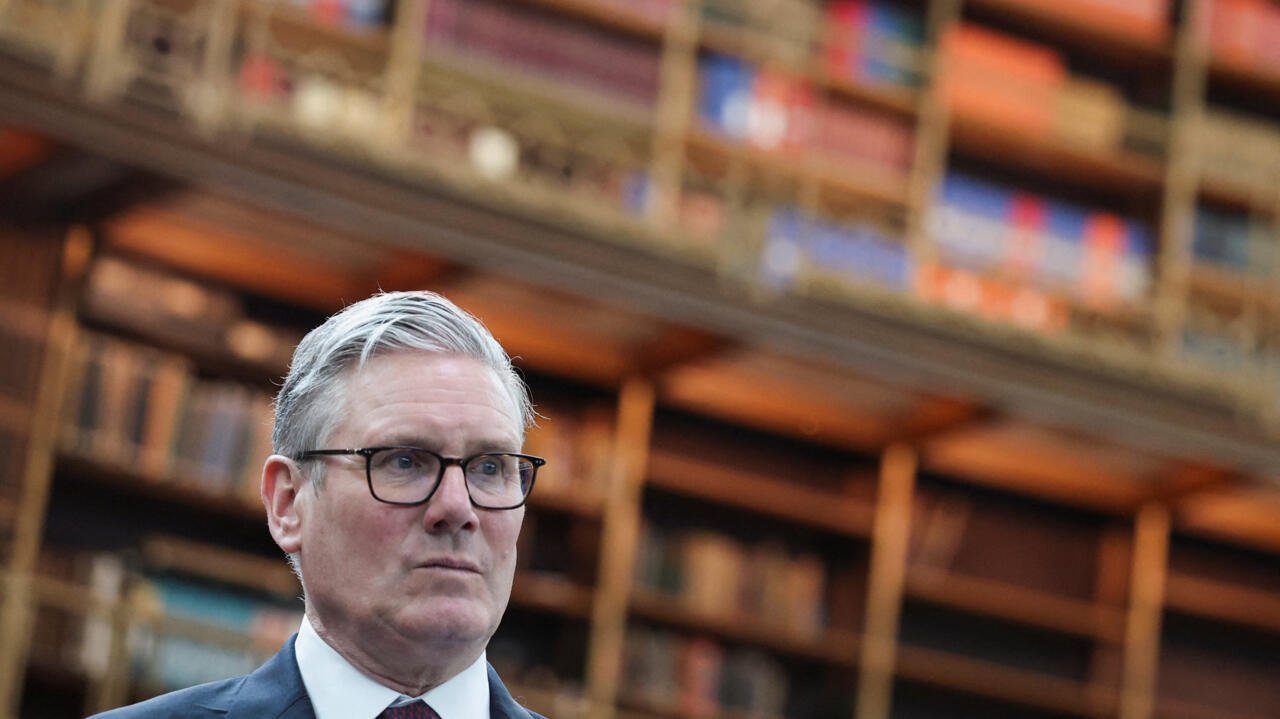 Starmer Under Increasing Scrutiny for Mandelson Appointment Following Fresh Testimony