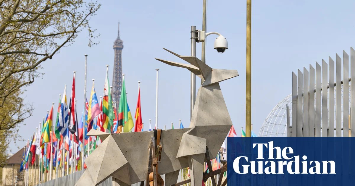 “Ukraine’s Origami Deer: A Journey of Hope to the Venice Biennale”