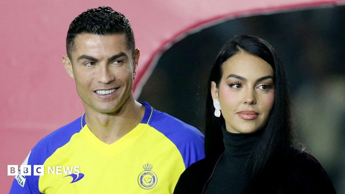 Cristiano Ronaldo Ties the Knot with Longtime Love Georgina Rodríguez