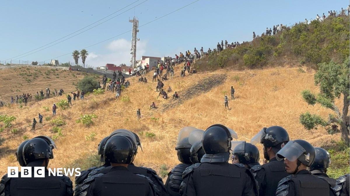 Morocco Arrests Multiple Migrants Attempting to Enter Ceuta