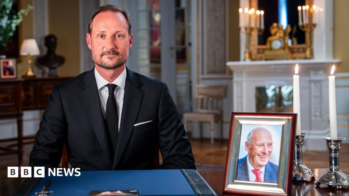 Norway's New King Honors 'My Beloved Father' in Inaugural Address