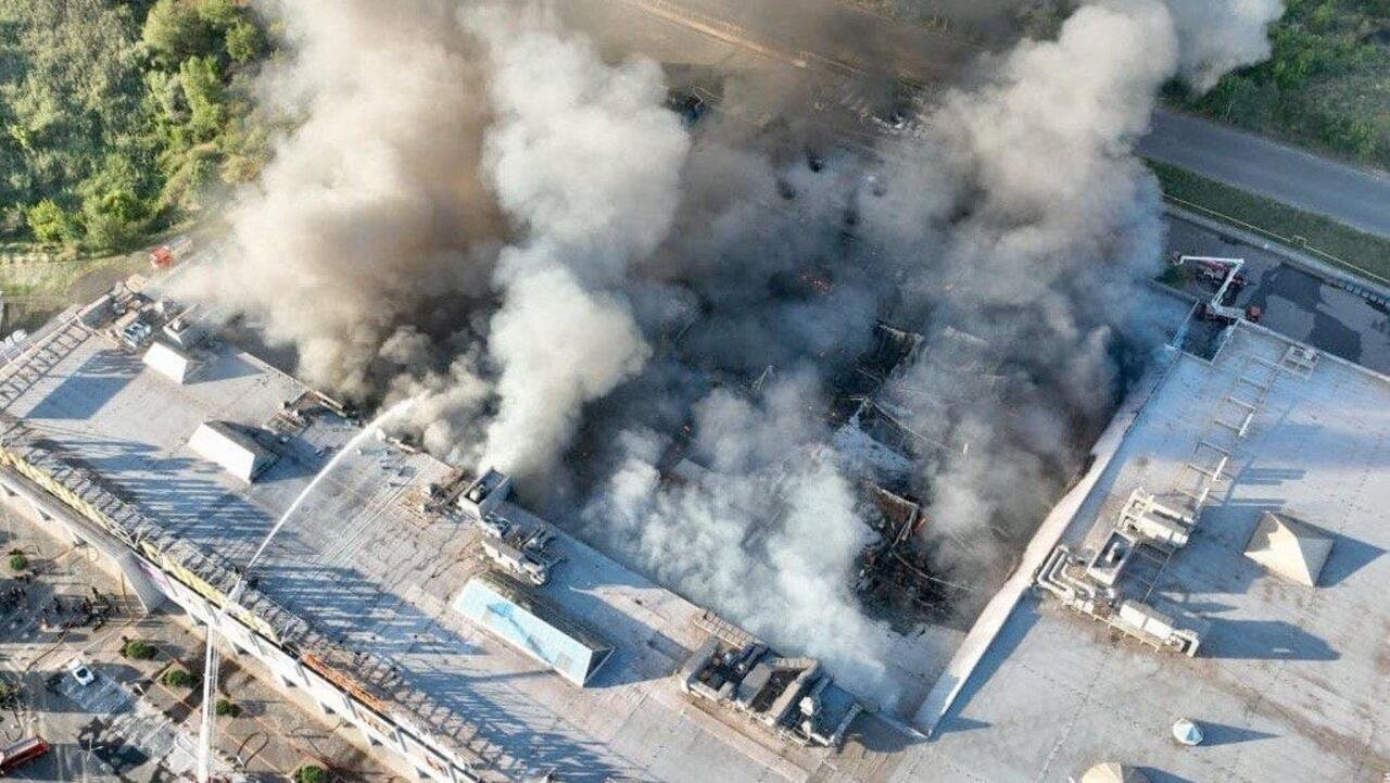 Russian Drone Attacks Target Ukrainian Shopping Center, Leaving 14 Dead