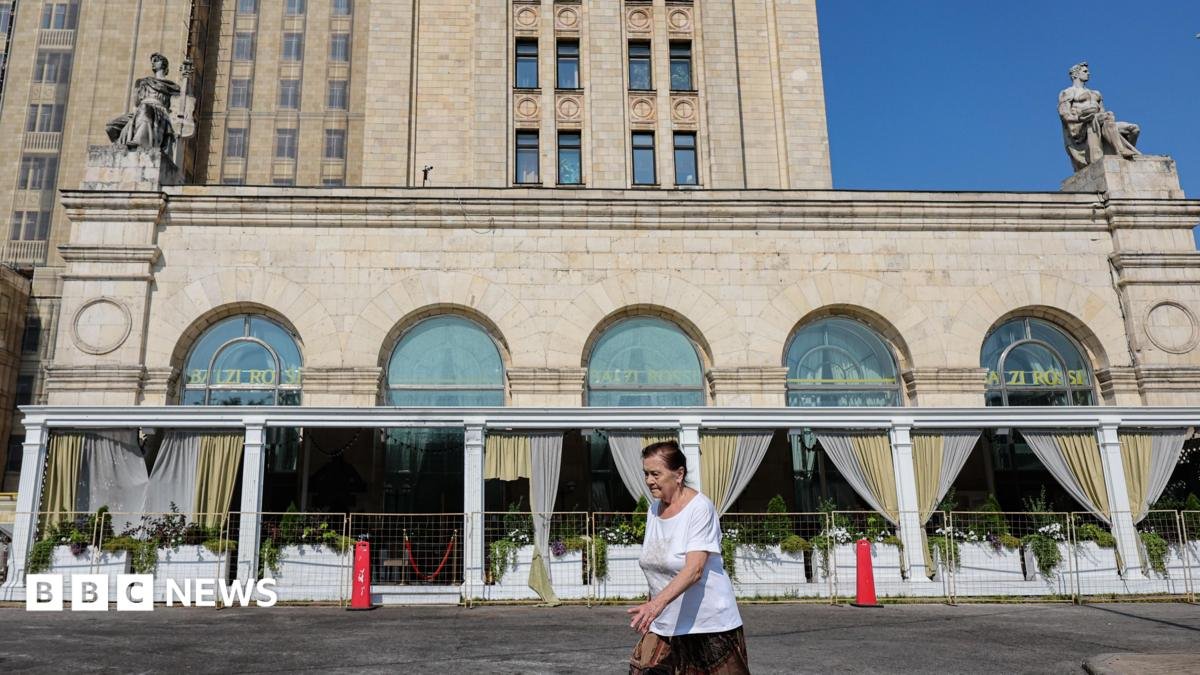 Steve Rosenberg Visits Moscow Restaurant After Tragic Bombing Claims Three Lives