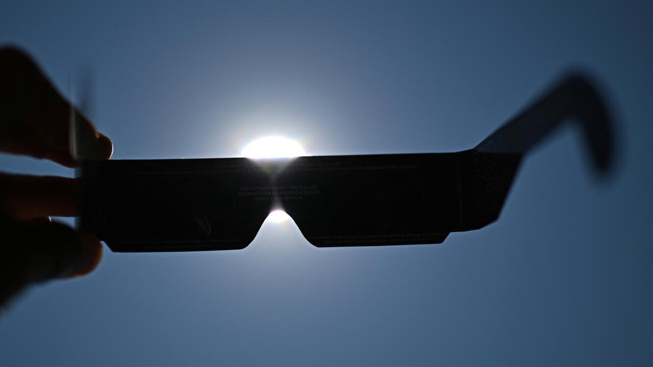 Total Solar Eclipse Attracts Crowds to Quaint European Villages