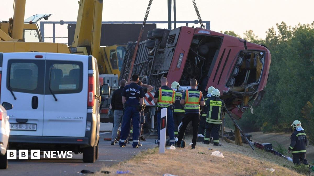 Twelve Lives Lost in Polish Bus Accident on Hungarian Motorway