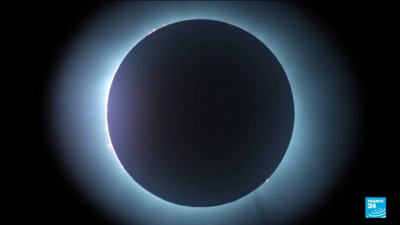 Unveiling the Secrets of a Solar Eclipse: A Rare Celestial Spectacle