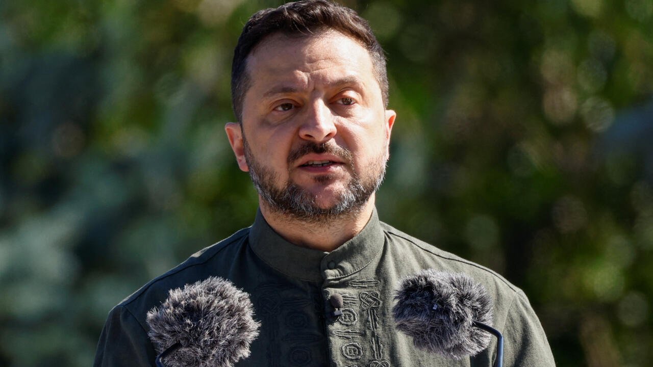 Zelensky Warns That Holding Elections in Ukraine Could Lead to National Collapse