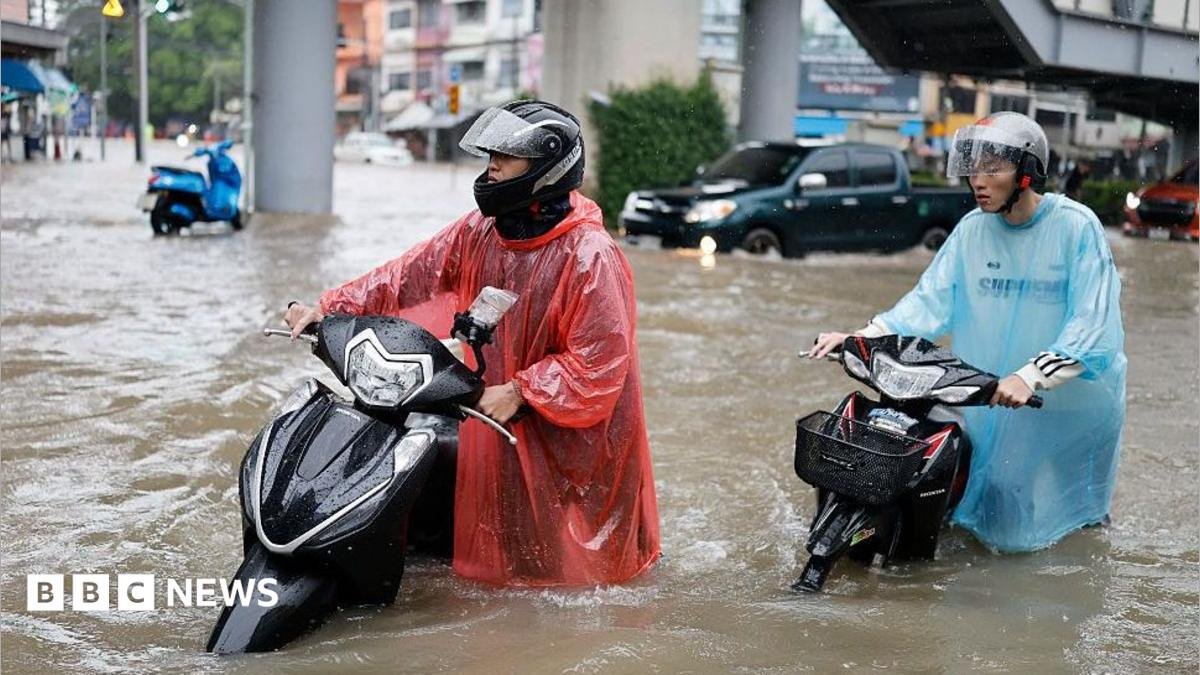 Bangkok Streets Underwater as Flood Emergency Announced