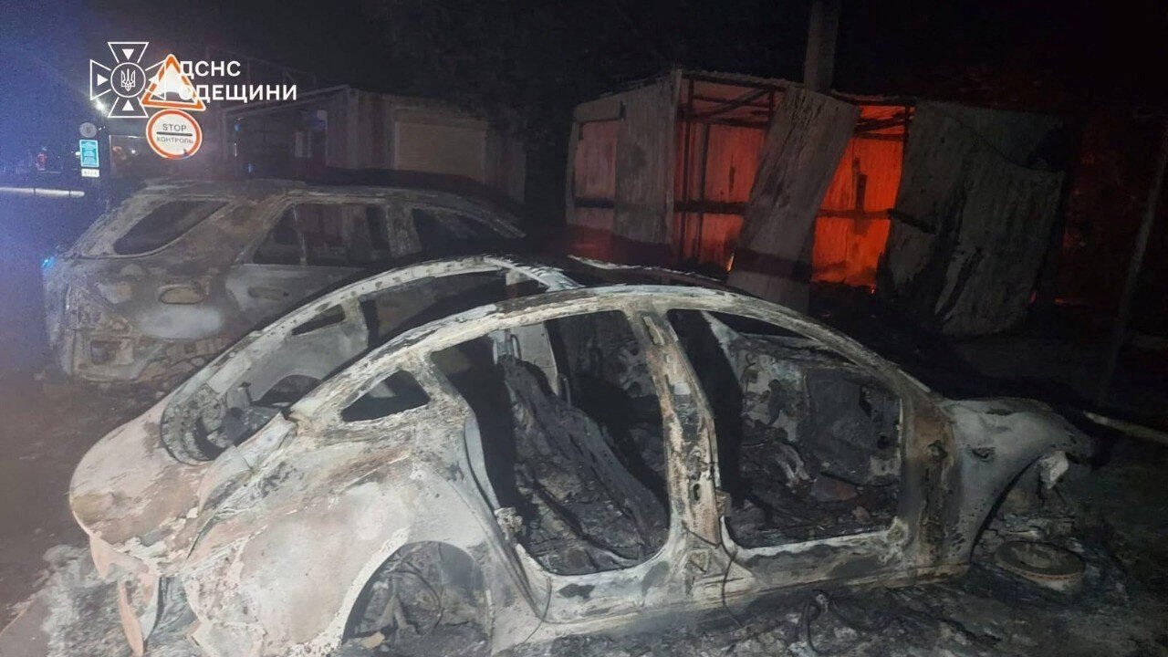 Drone Strike by Russia Near Ukraine-Moldova Border Claims Two Lives as Ukraine Hits Oil Terminal