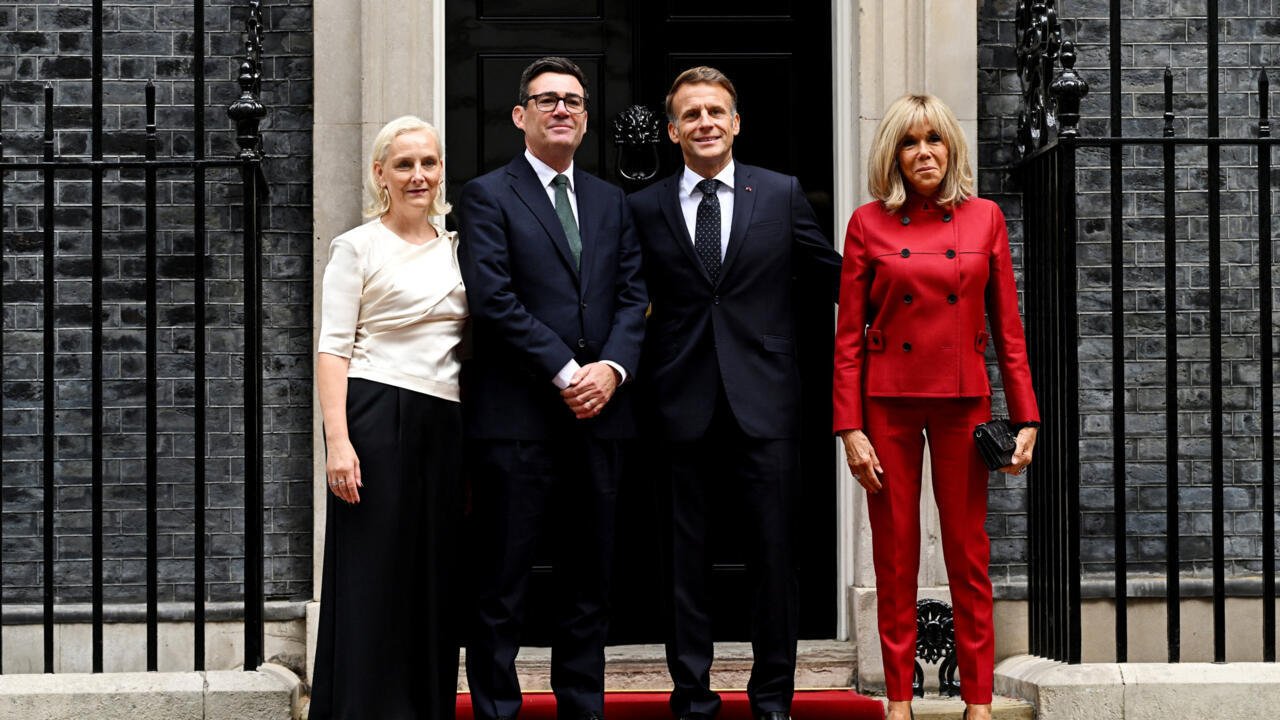 Macron Connects with UK Prime Minister Burnham at Downing Street