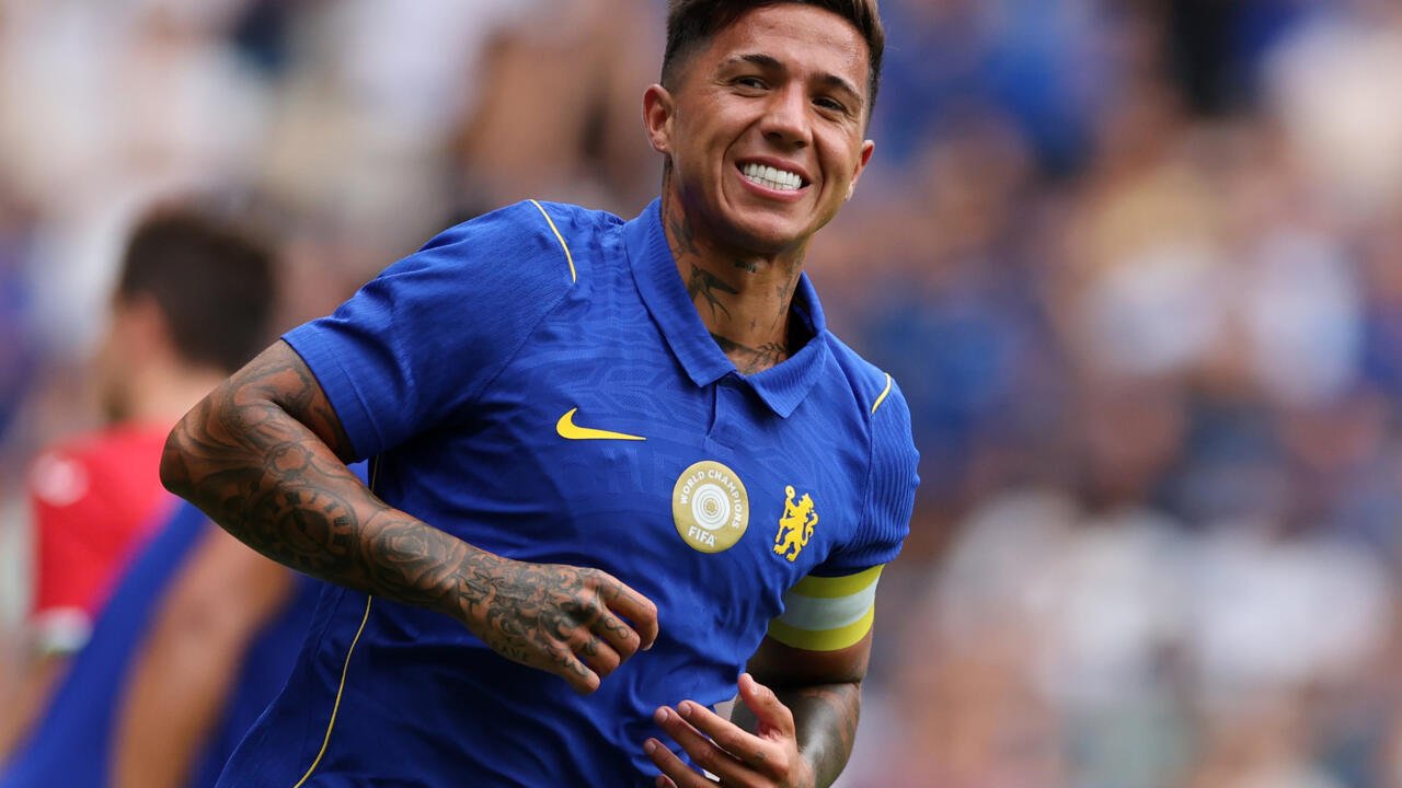 Man City Acquires Fernandez and Ndiaye as Premier League Spending Soars to New Heights