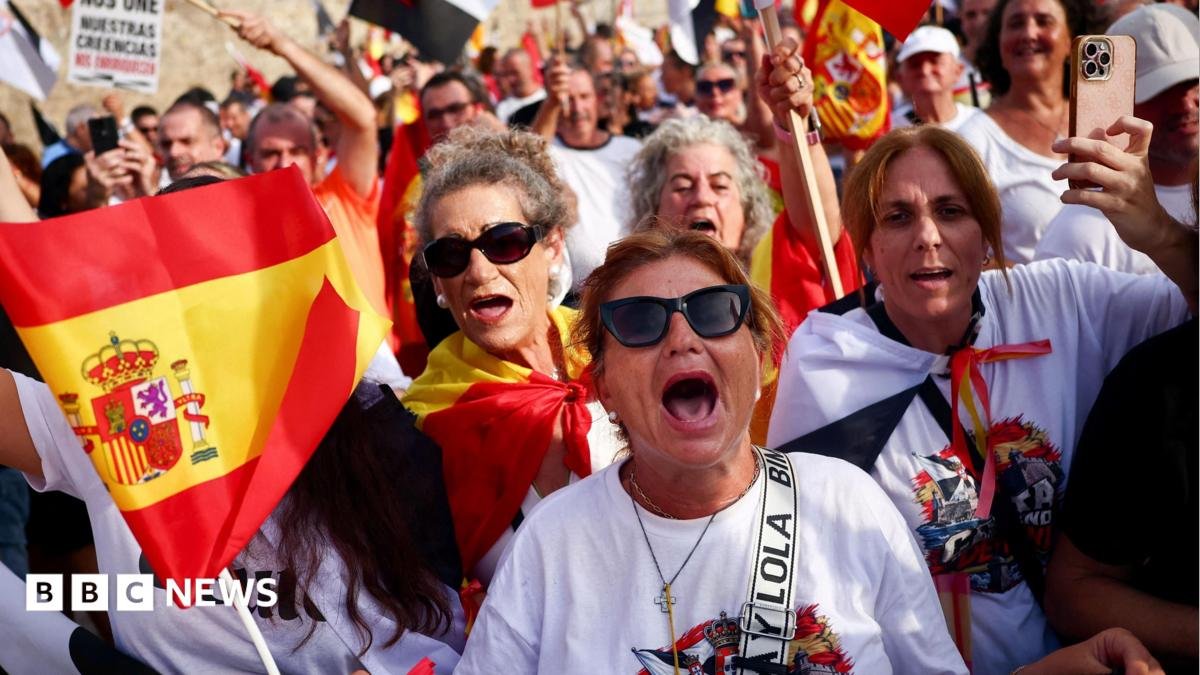 Spain Sees Widespread Protests Against Government's Response to Ceuta Migrant Crisis