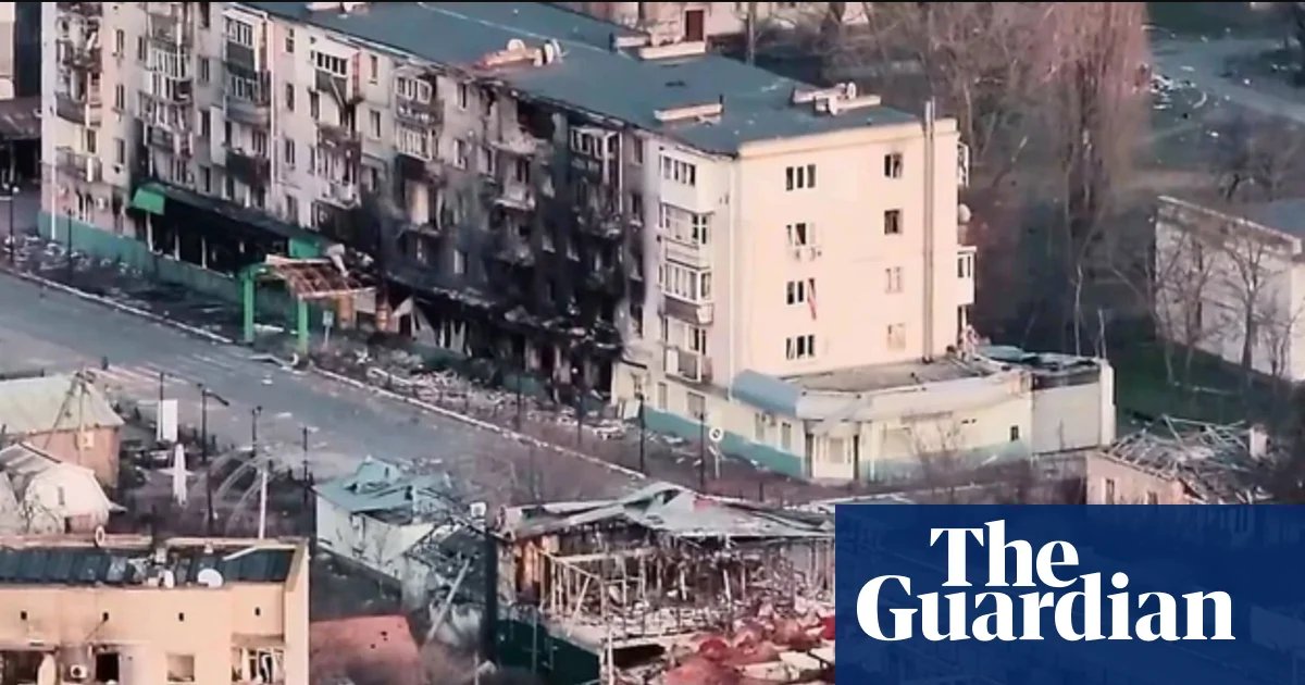 Surviving in ‘Hell on Earth’: Oleshky's Final Residents Rely on Weeds in Russian Occupation