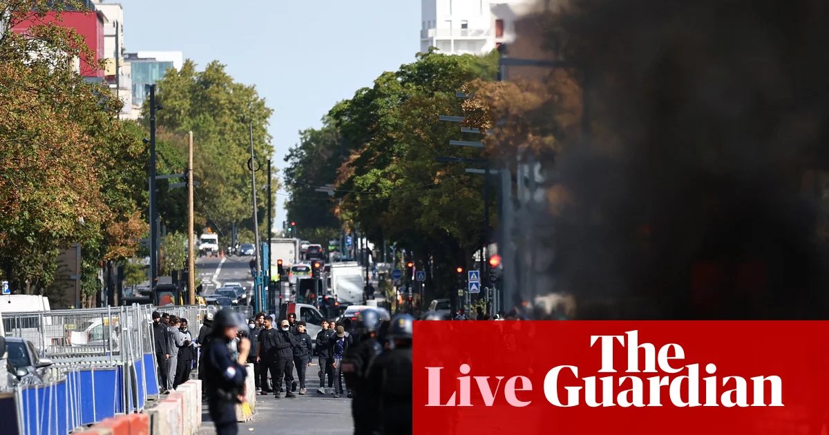 Friday Sees Disruption of Over 560 Schools in France Amid Escalating Protests and Urban Violence