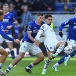 Neto’s Two Goals Propel Chelsea to Victory Over Everton, but Martinez’s Head Injury Overshadows Triumph