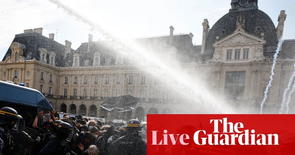 Tensions Rise in France as Thousands Rally for School Protests Ahead of Major March in Paris – Europe Live